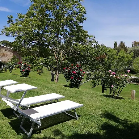 مزرعة للإقامة Borgo Di